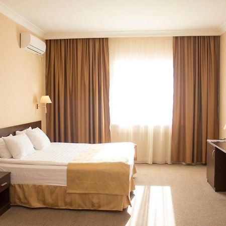 Hotel Aner Αστάνα Εξωτερικό φωτογραφία