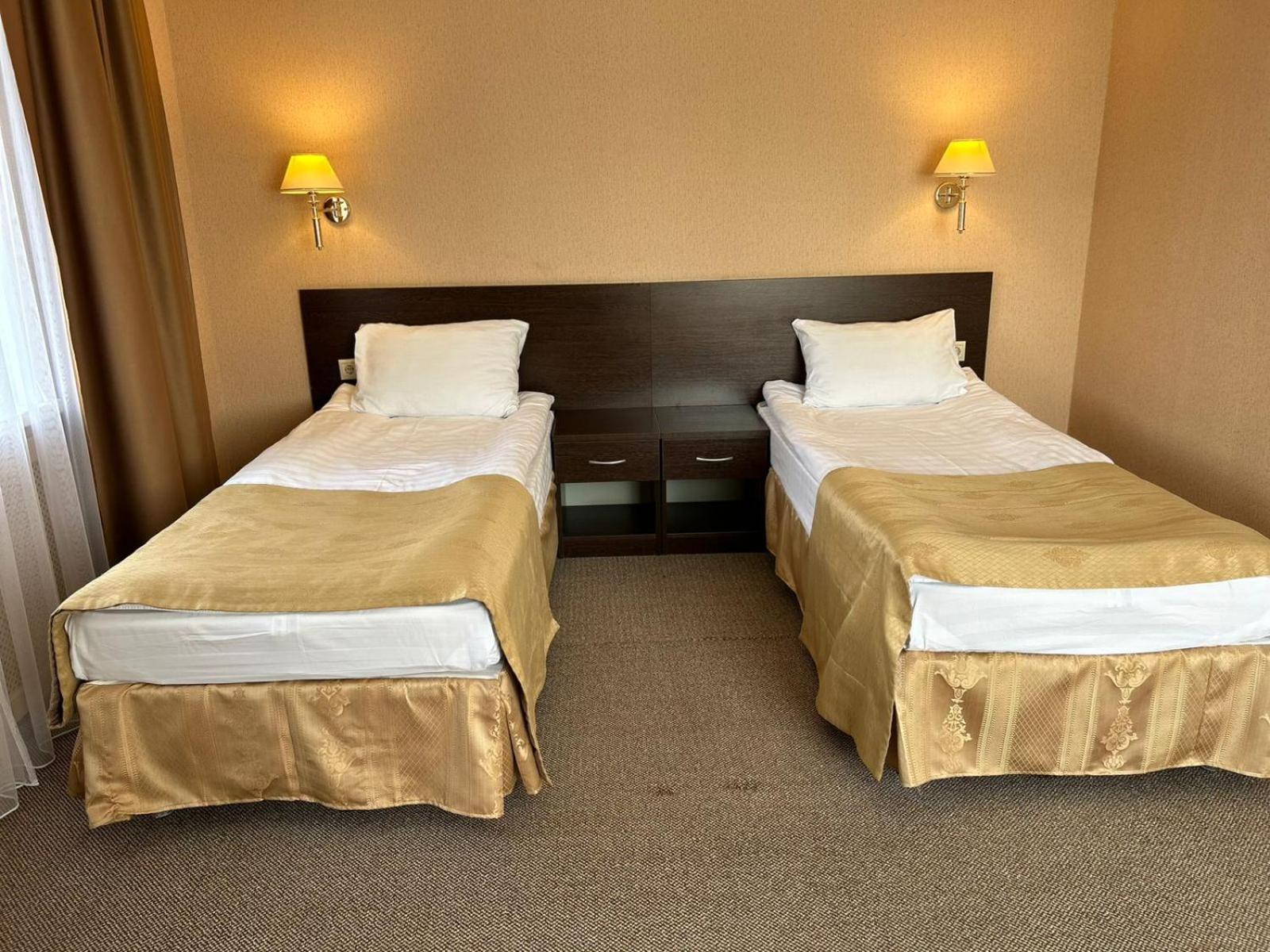 Hotel Aner Αστάνα Εξωτερικό φωτογραφία