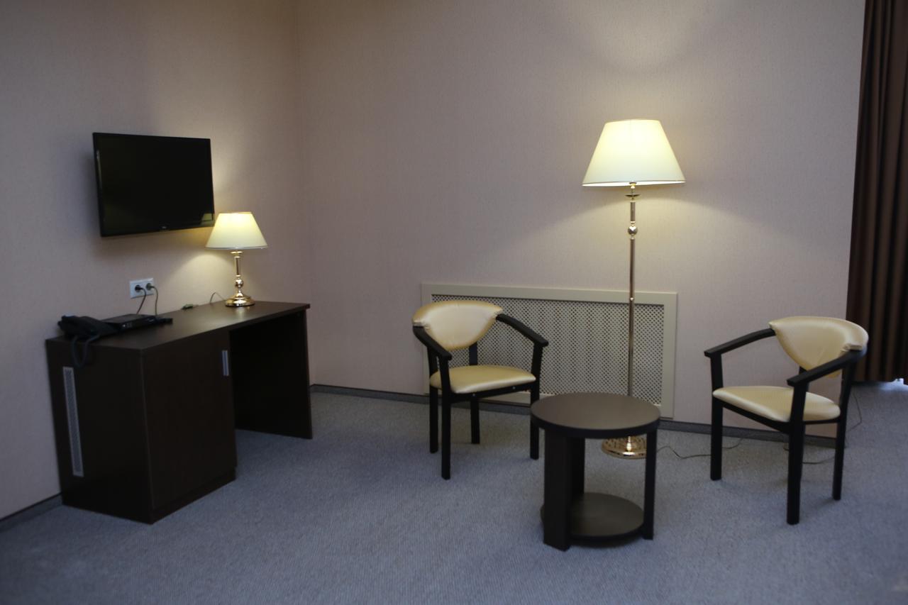 Hotel Aner Αστάνα Εξωτερικό φωτογραφία