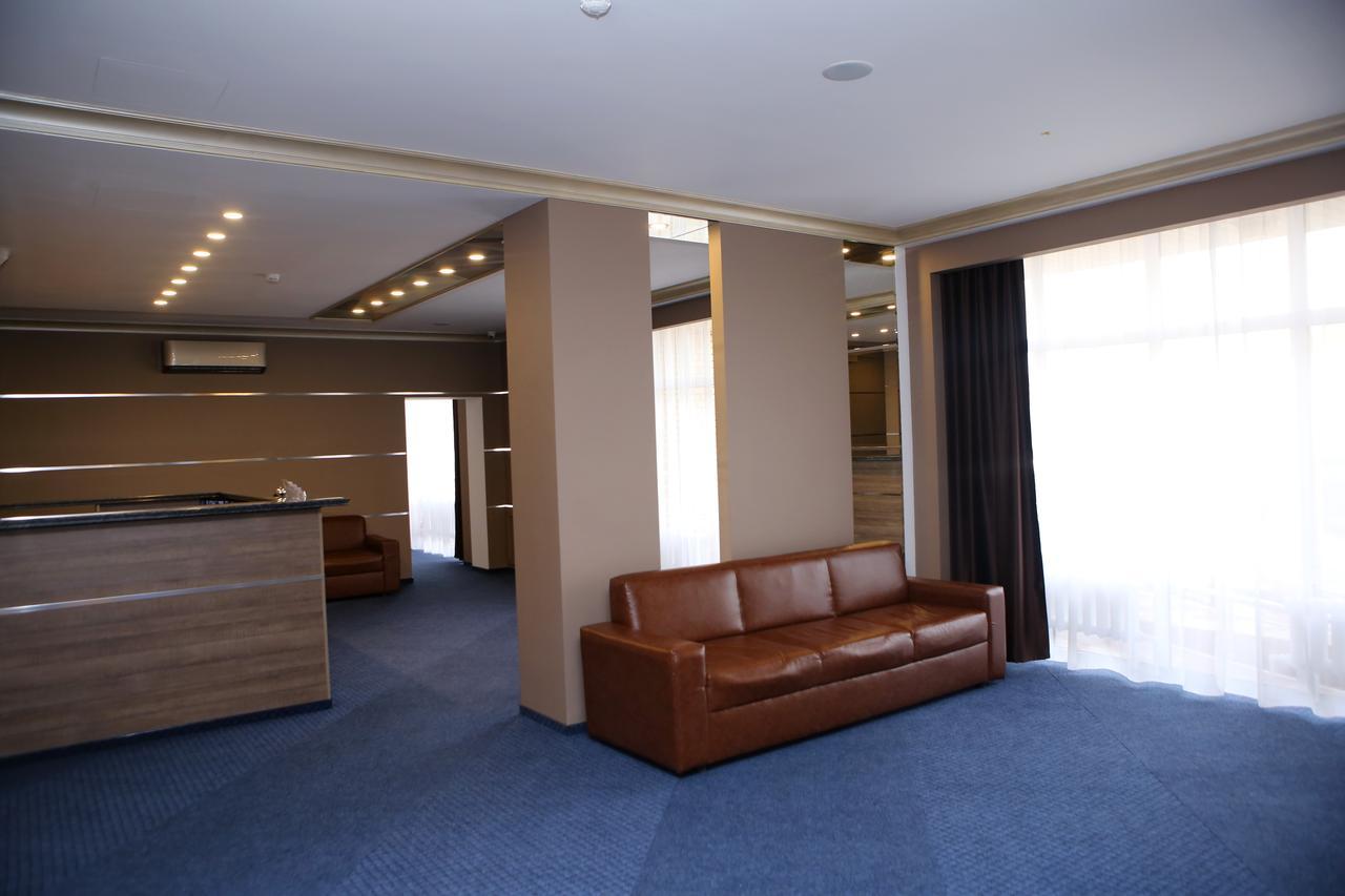 Hotel Aner Αστάνα Εξωτερικό φωτογραφία