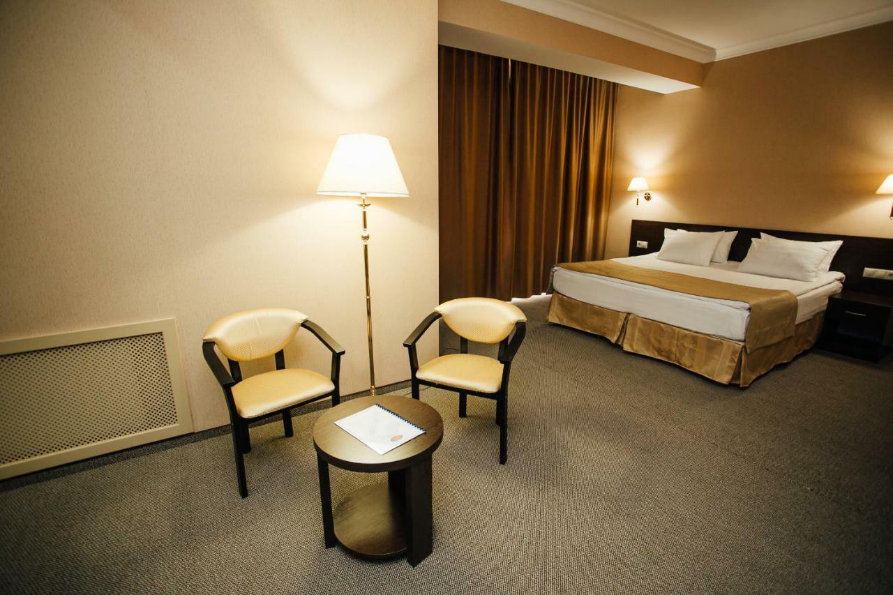 Hotel Aner Αστάνα Εξωτερικό φωτογραφία